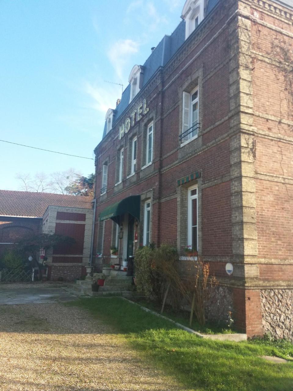 Hotel Du Chateau Blanc Елбьоф Екстериор снимка