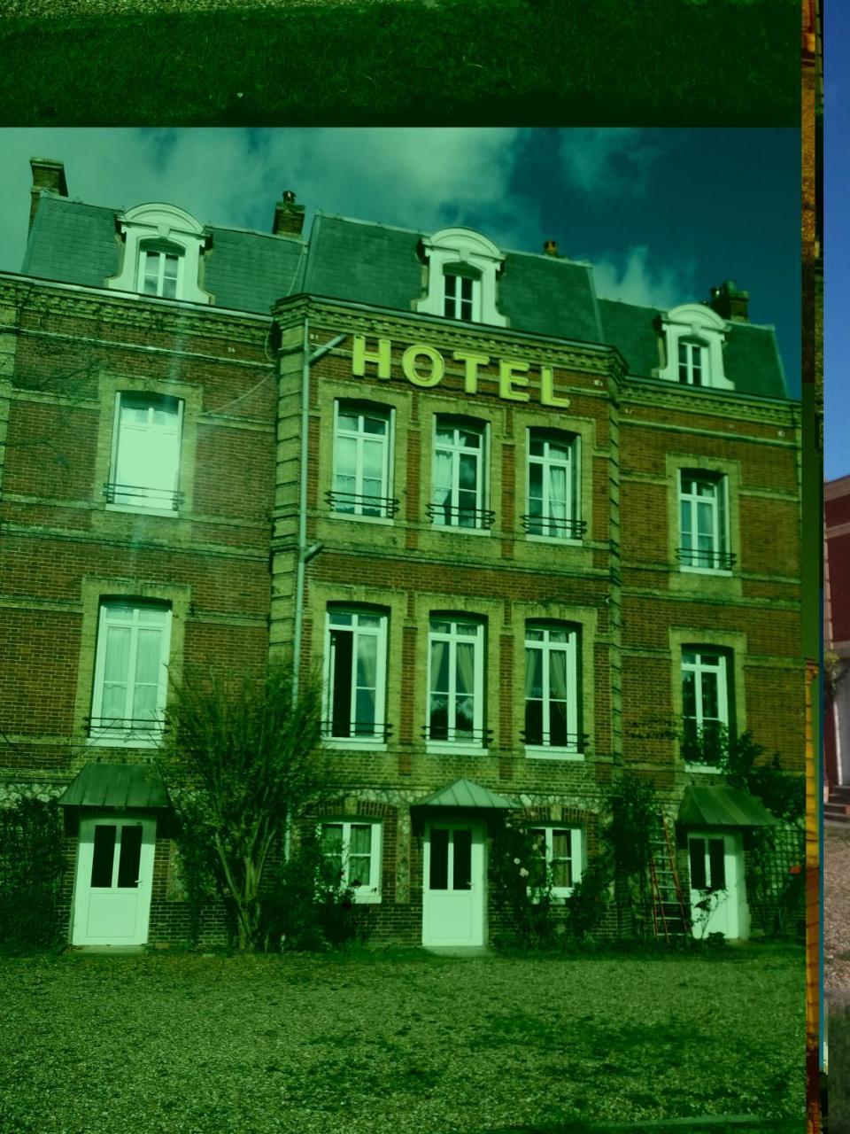 Hotel Du Chateau Blanc Елбьоф Екстериор снимка